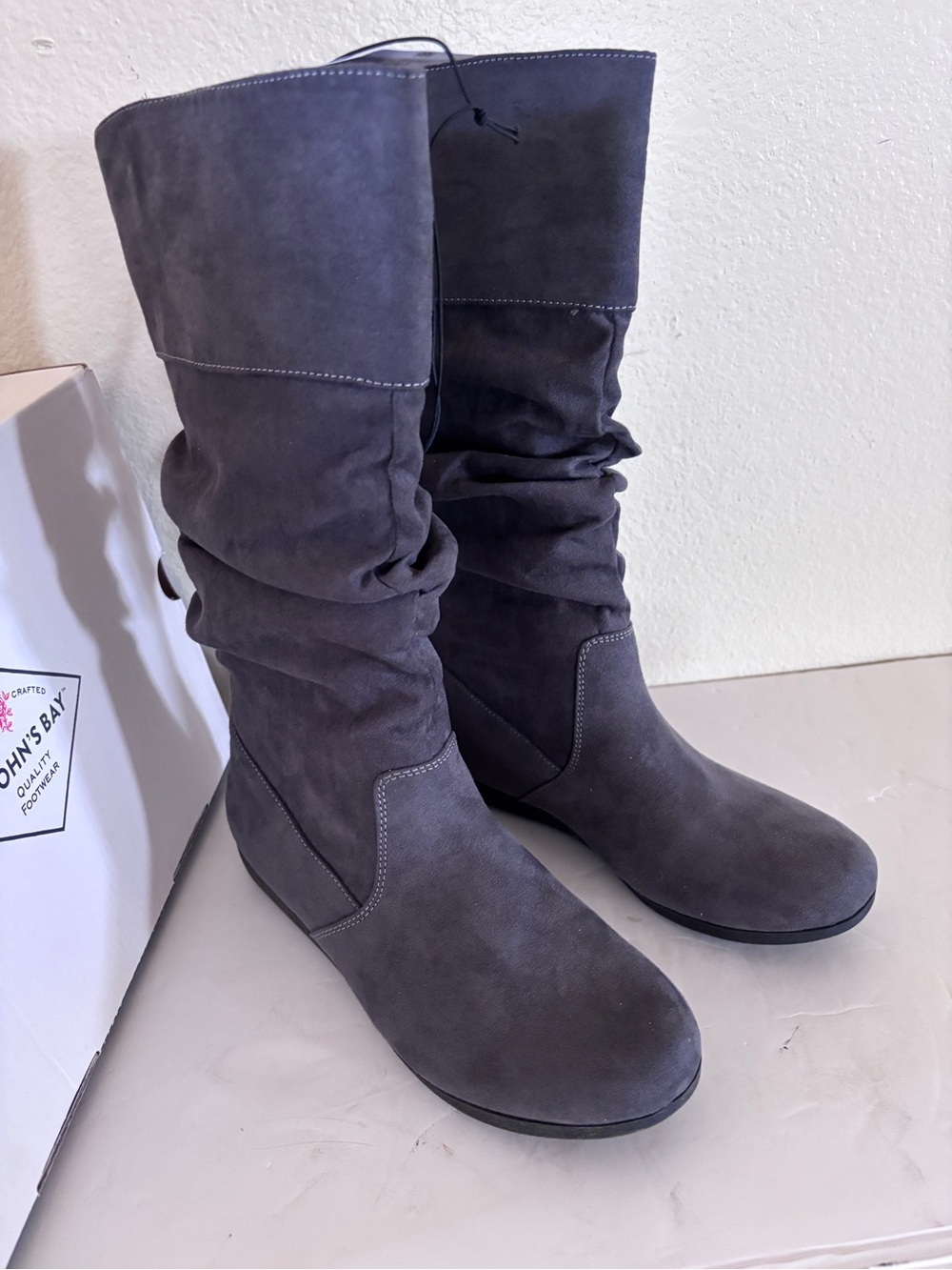 NWT St. John's Bay Gray Synthetic Slouch Boots Women's Size 6 Medium